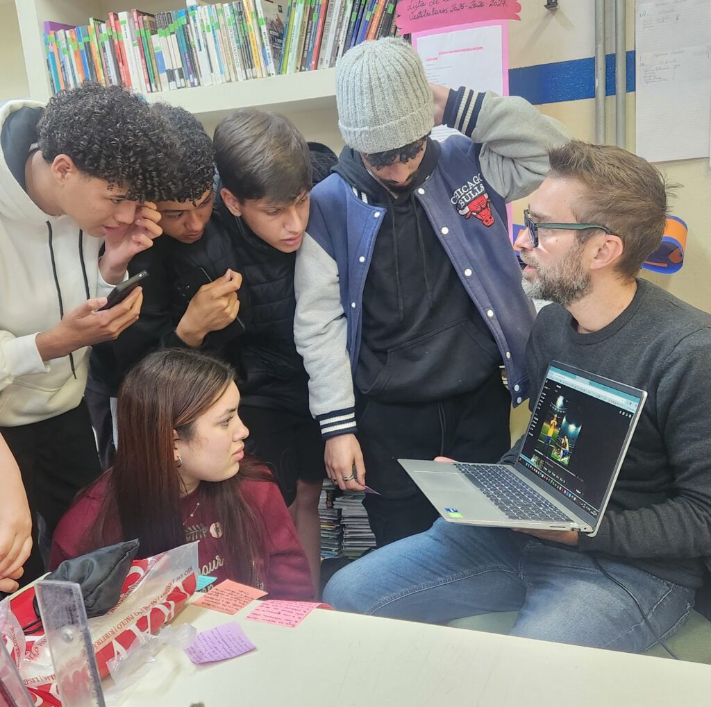Pupa LAB de agentes e vídeos com IA para estudantes em SP